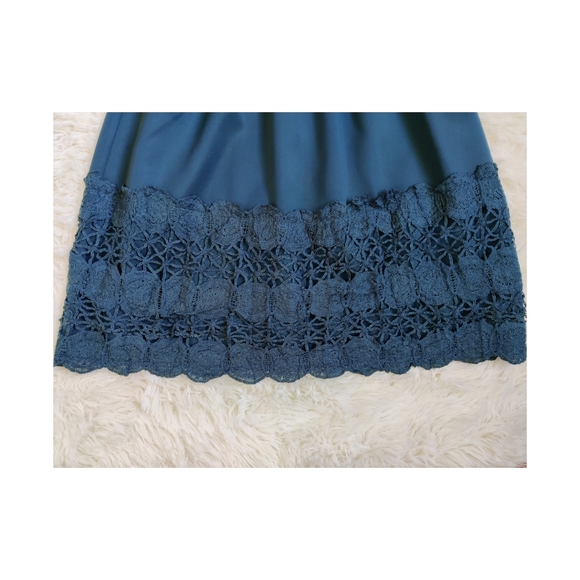 Francesca's Green Dress♡ - Picture 2 of 8